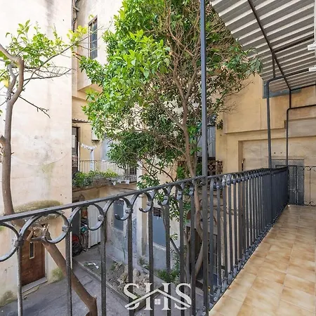 Domu Maria Apartment